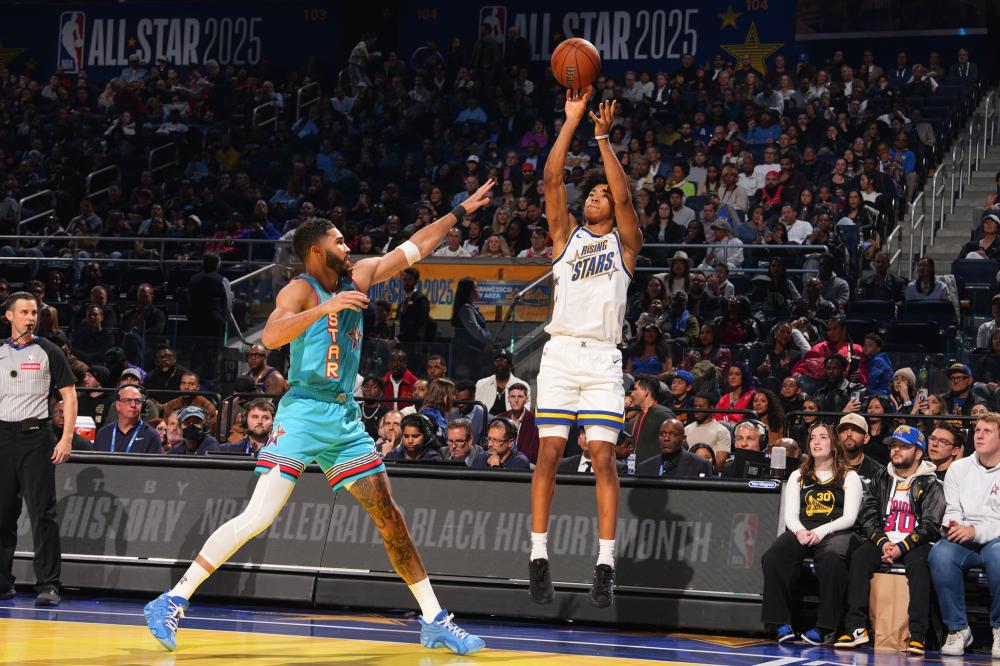 网球赛场再 网球赛场再