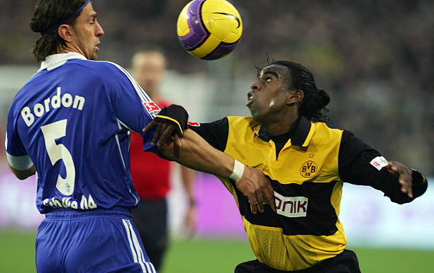 他而闻名 他而闻名