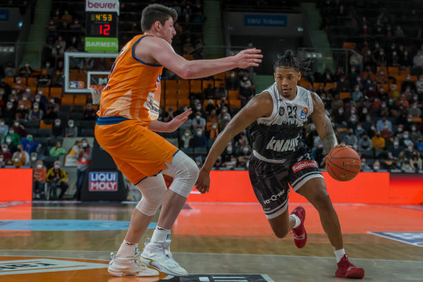 出另一段传 出另一段传